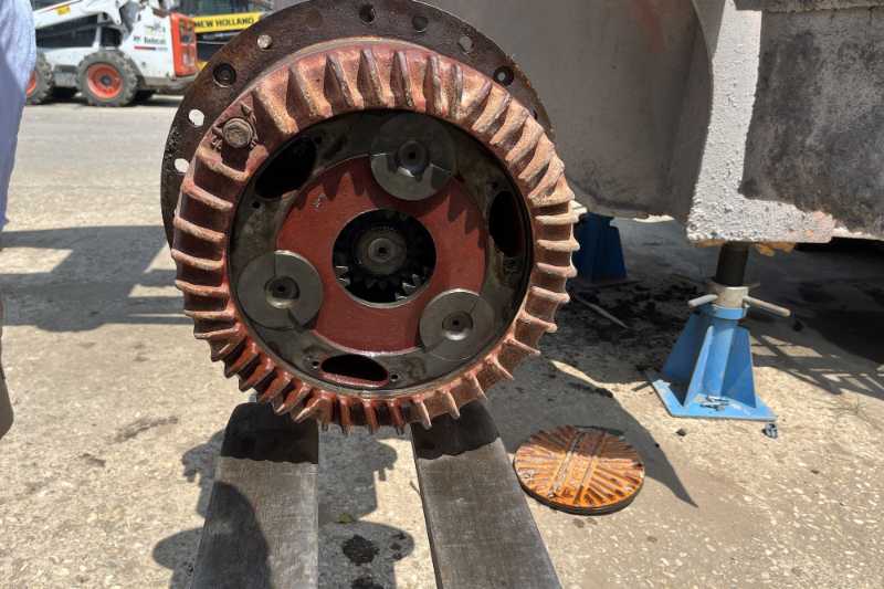 OmecoHub - Immagine FIAT HITACHI FR220.2